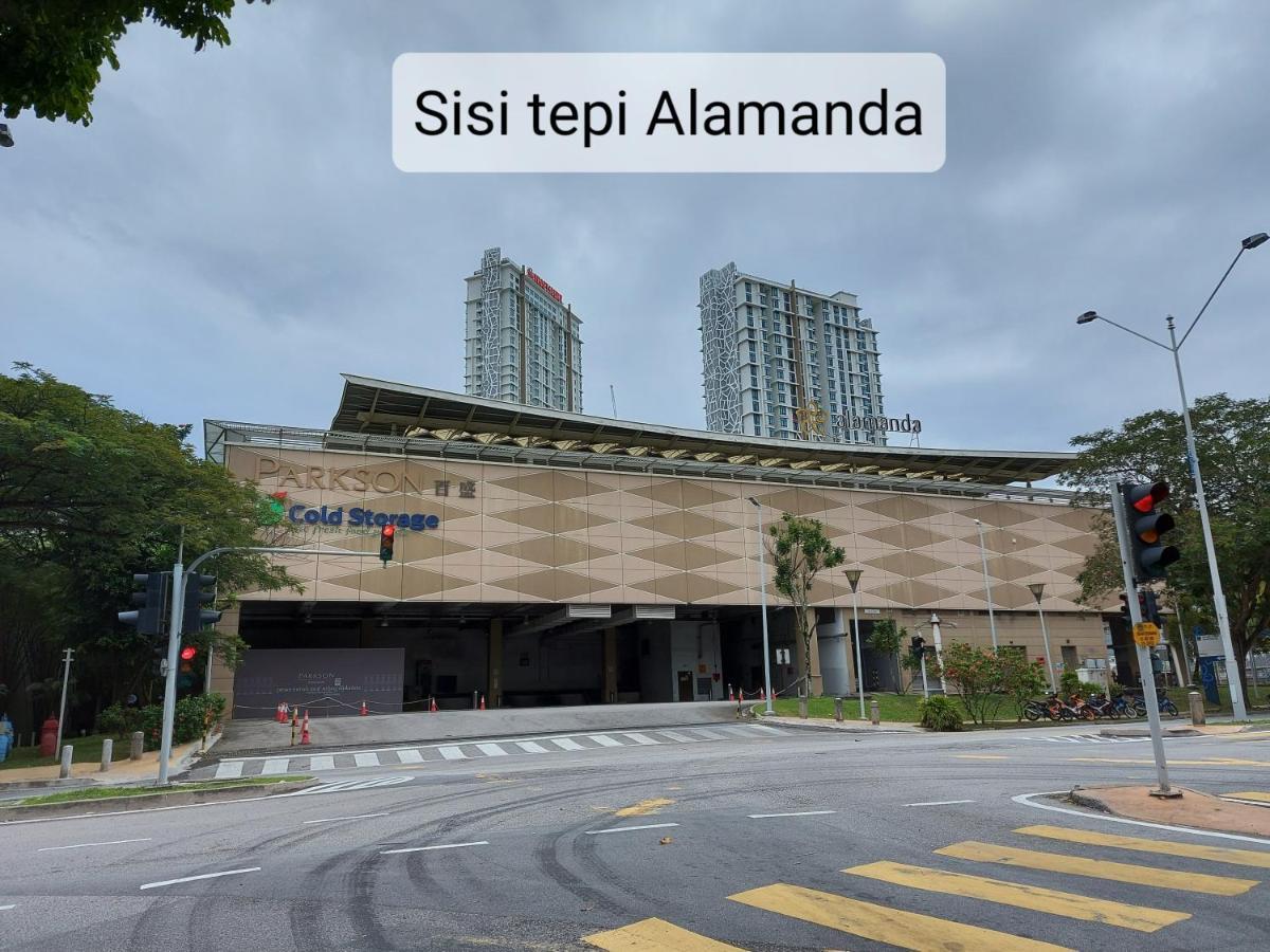 Dg Homestaymuslim Putrajaya - Near Alamanda Экстерьер фото