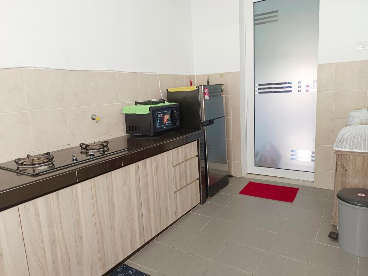 Dg Homestaymuslim Putrajaya - Near Alamanda Экстерьер фото
