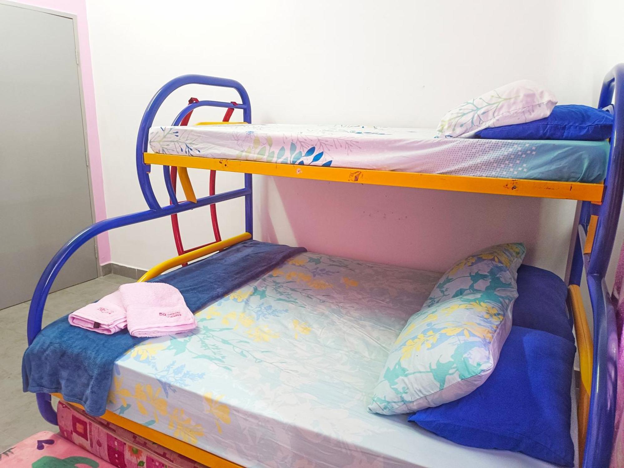 Dg Homestaymuslim Putrajaya - Near Alamanda Экстерьер фото